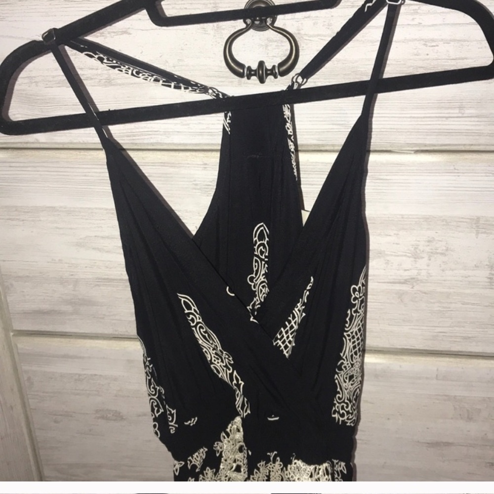 Lucylove plunged romper - Picture 3 of 4
